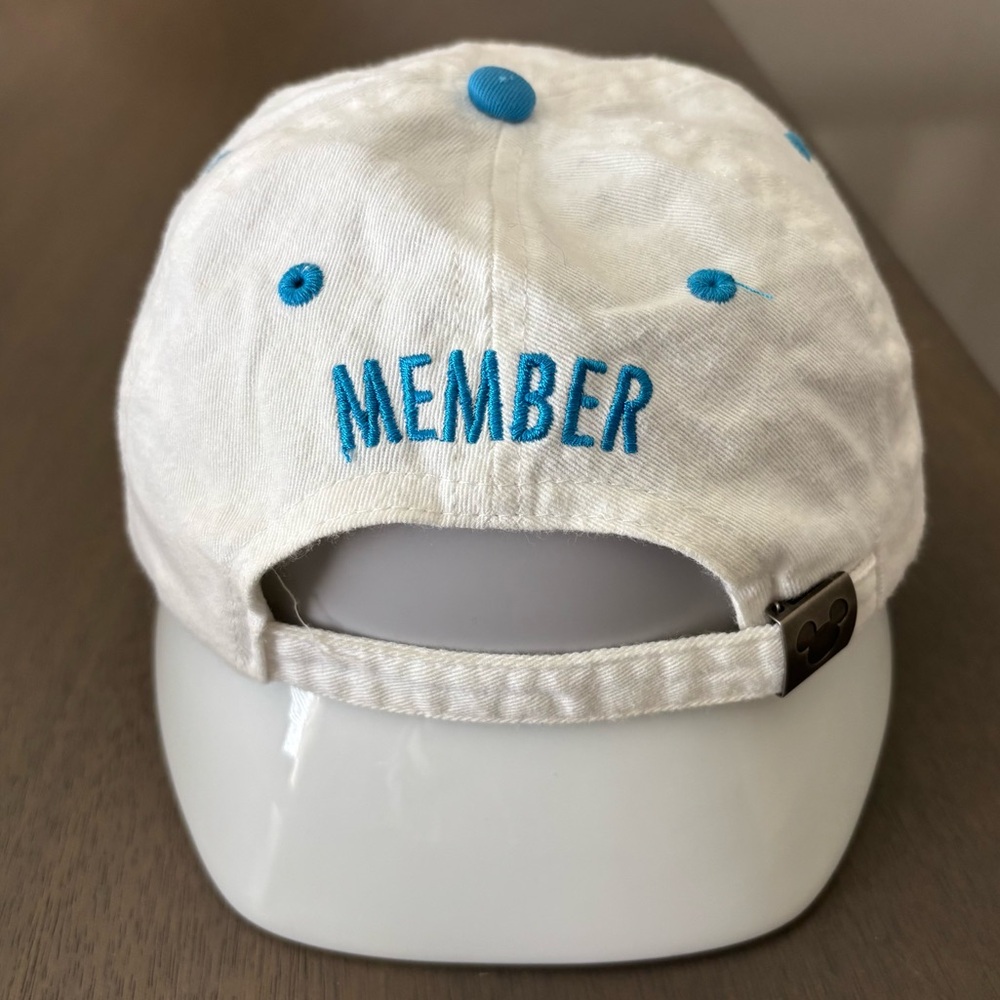 VINTAGE DISNEY | DISNEY VACATION CLUB ADJUSTABLE HAT - Picture 3 of 6